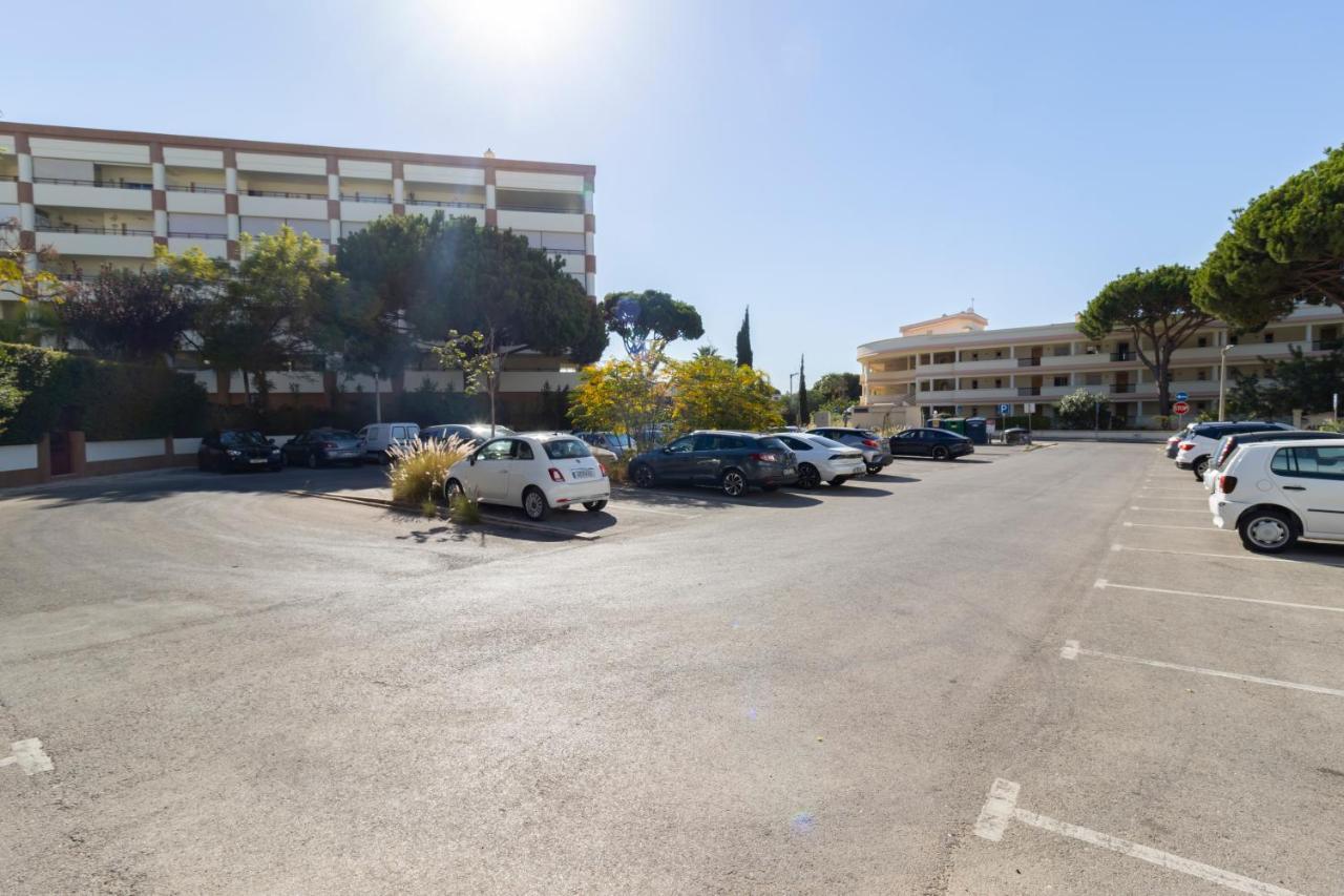 Zarco - Cosy Apartment In Vilamoura With A Balcony With View To The 2 Swimming Pools - Near The Beach & The Marina Куартейра Екстериор снимка