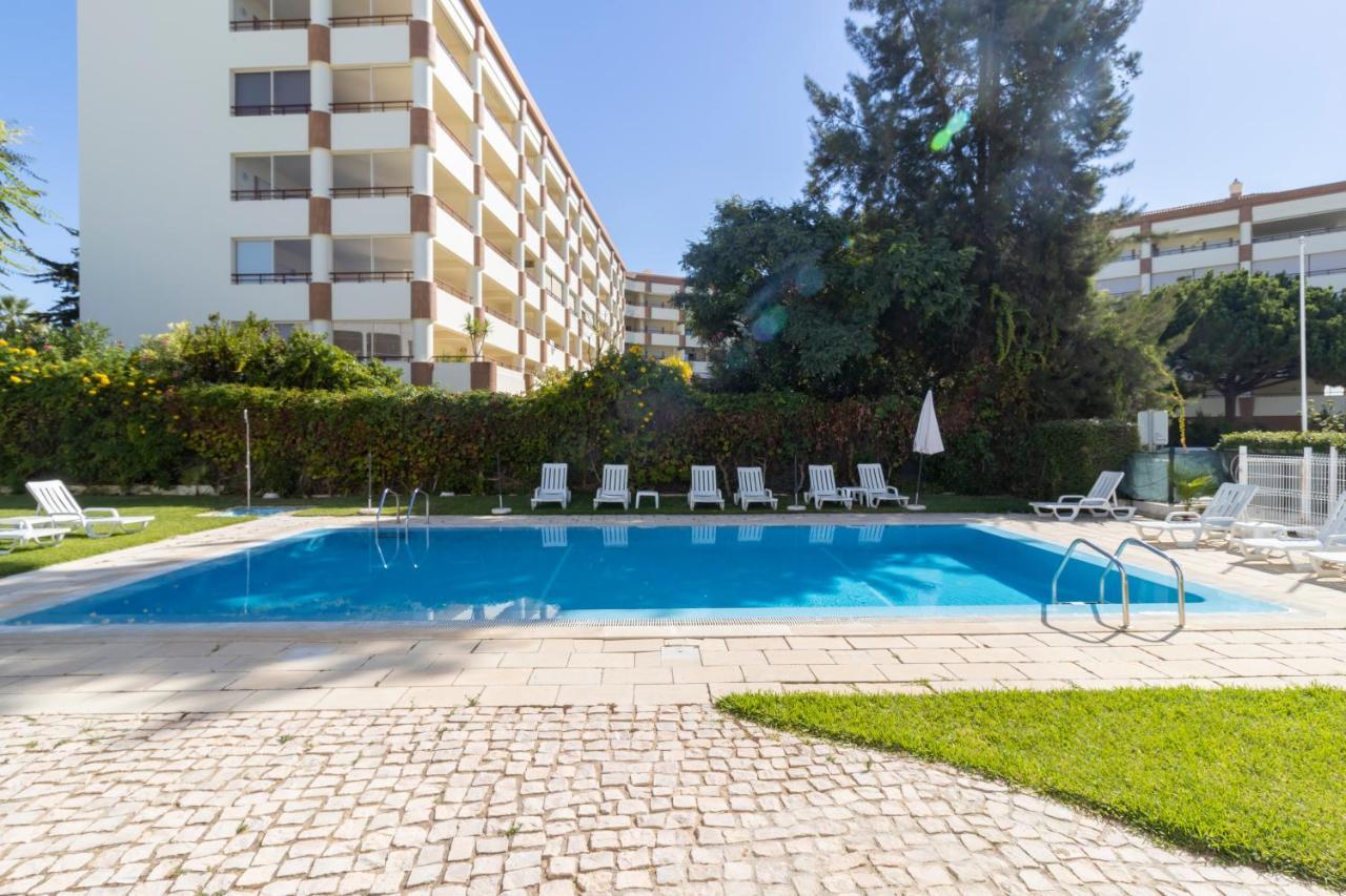 Zarco - Cosy Apartment In Vilamoura With A Balcony With View To The 2 Swimming Pools - Near The Beach & The Marina Куартейра Екстериор снимка